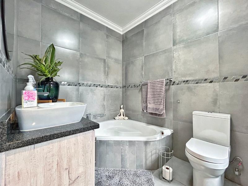 4 Bedroom Property for Sale in Leloko Lifestyle Estate North West